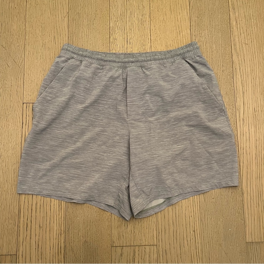 lululemon athletica | Shorts I Lululemon Athletic Shorts Grey size XL Lined - Picture 3 of 10